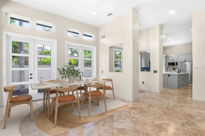 Image No.18-5 Bed Property for sale