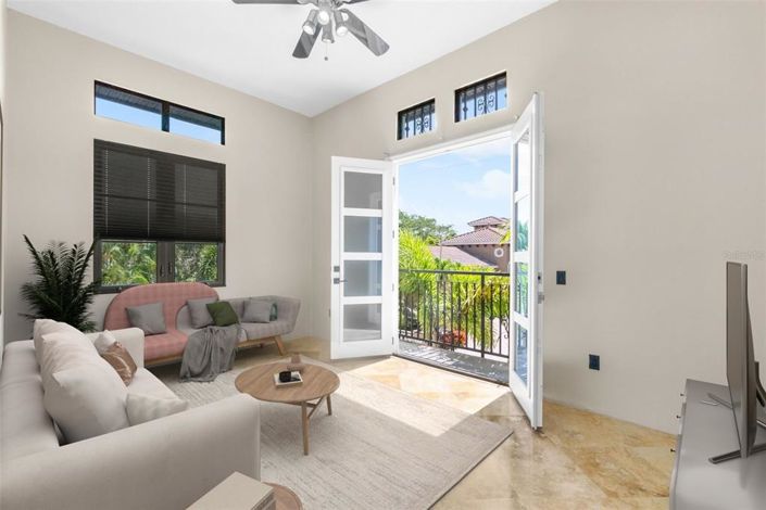 Image No.39-5 Bed Property for sale