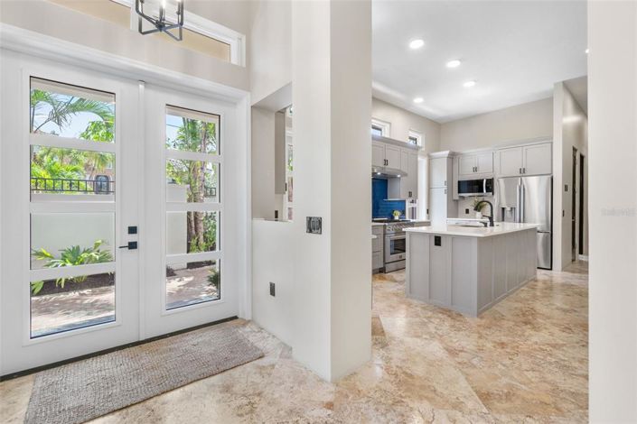 Image No.6-5 Bed Property for sale