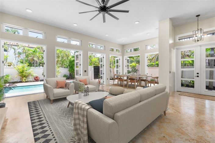 Image No.7-5 Bed Property for sale