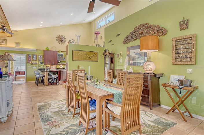 Image No.13-3 Bed Property for sale