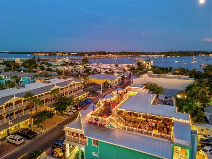 Image No.79-3 Bed Property for sale