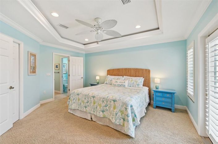 Image No.20-4 Bed Property for sale