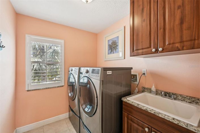 Image No.23-4 Bed Property for sale