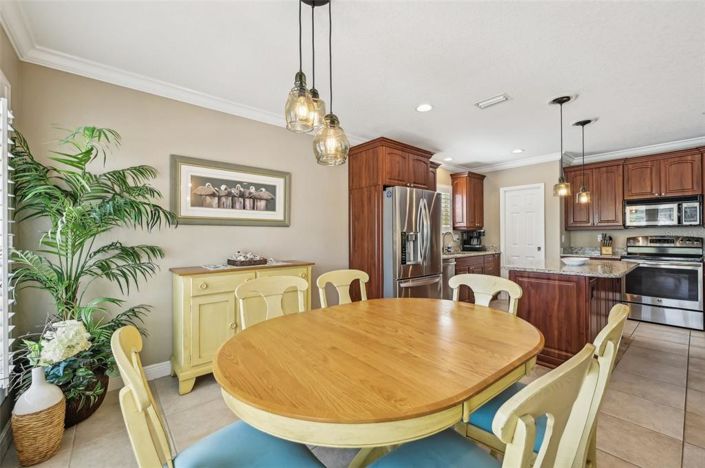 Image No.7-4 Bed Property for sale