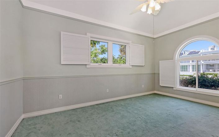 Image No.39-3 Bed Property for sale