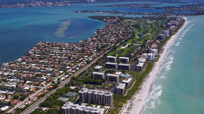 Image No.71-3 Bed Property for sale