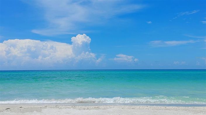 Image No.73-3 Bed Property for sale