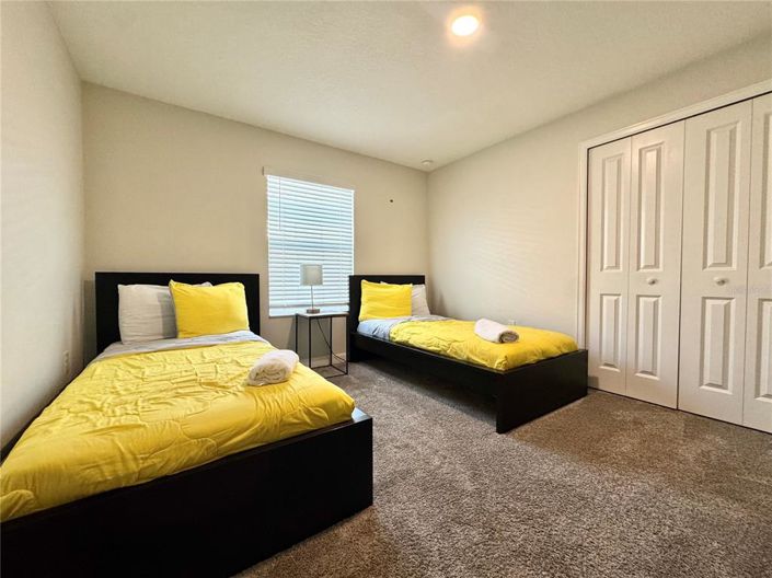 Image No.15-5 Bed Townhouse for sale