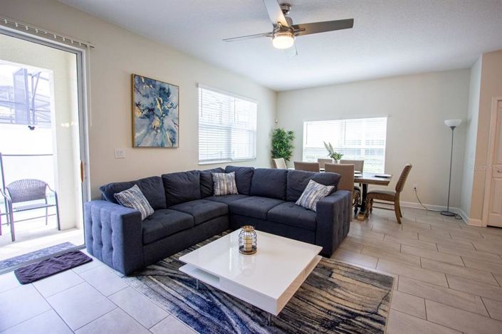 Image No.5-5 Bed Townhouse for sale