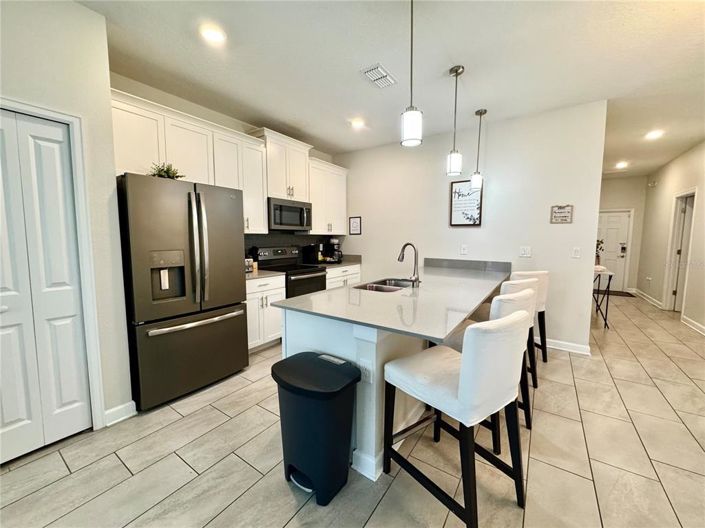 Image No.8-5 Bed Townhouse for sale