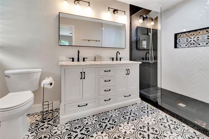 Image No.12-4 Bed Property for sale