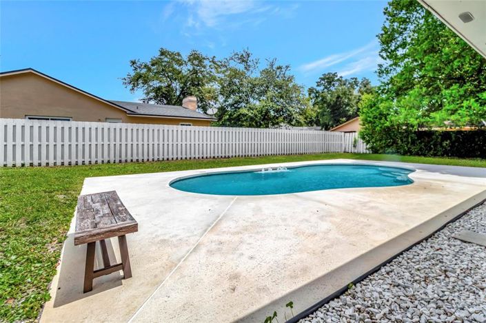 Image No.43-4 Bed Property for sale