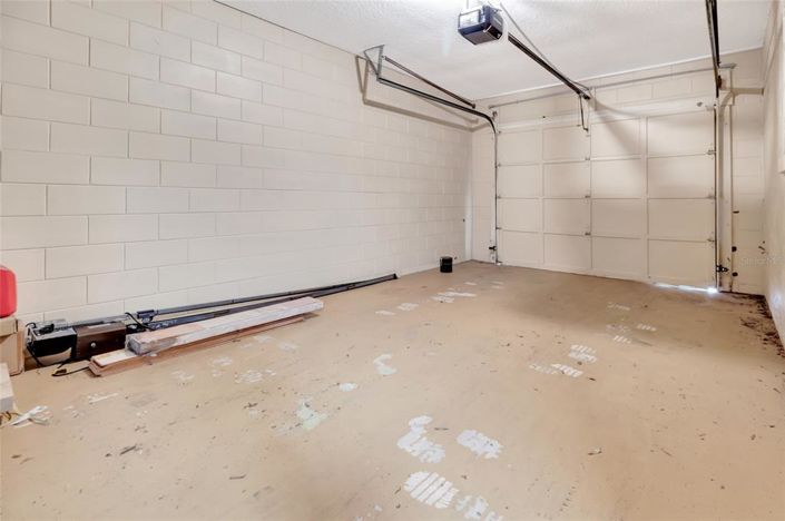 Image No.45-4 Bed Property for sale