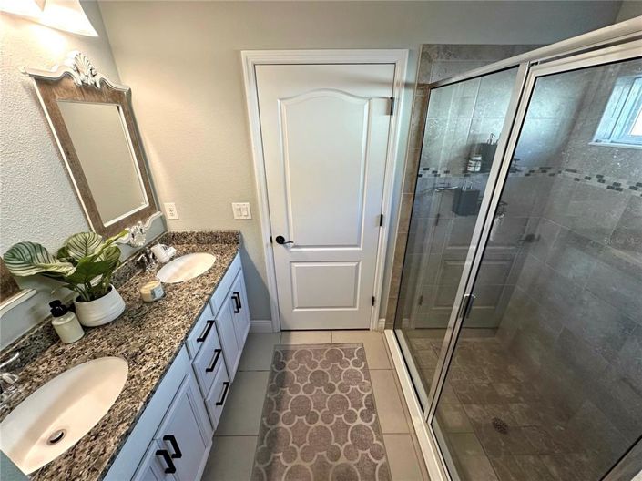 Image No.16-4 Bed Property for sale