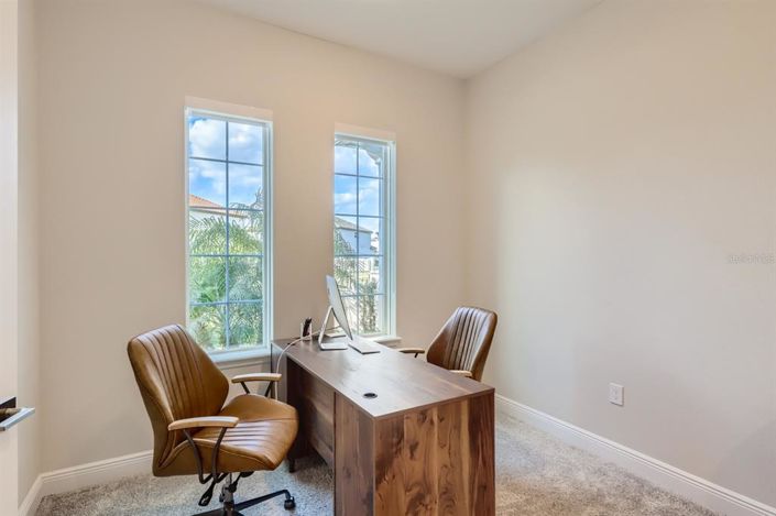 Image No.9-6 Bed Property for sale