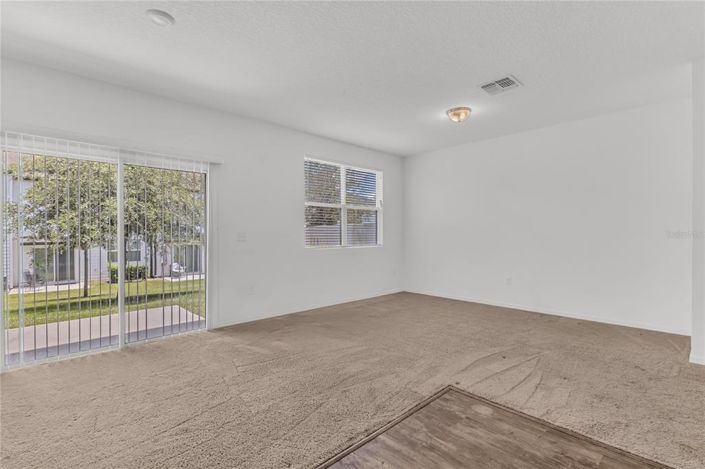 Image No.10-3 Bed Townhouse for sale