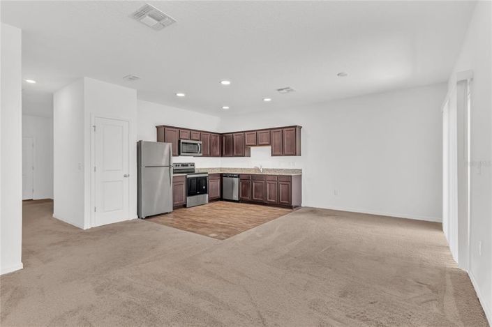 Image No.11-3 Bed Townhouse for sale