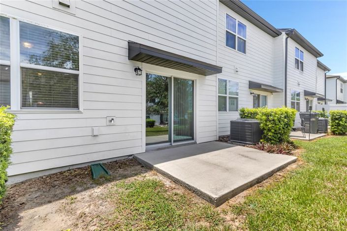 Image No.15-3 Bed Townhouse for sale