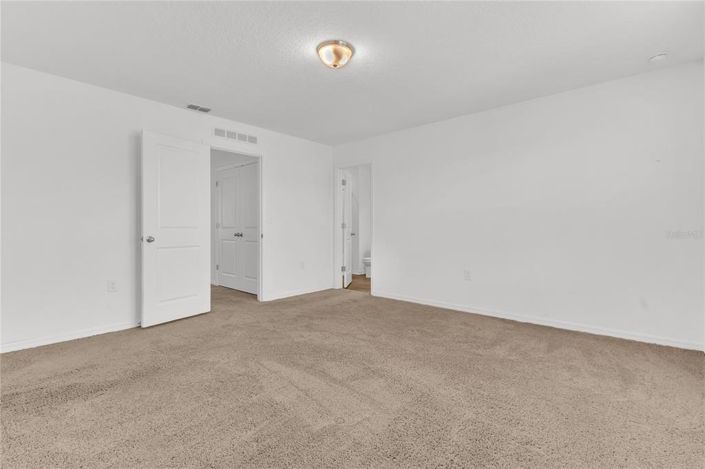 Image No.22-3 Bed Townhouse for sale