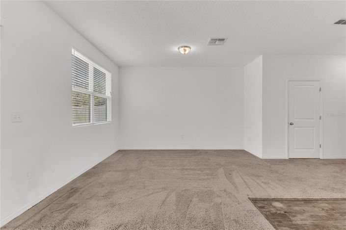 Image No.9-3 Bed Townhouse for sale