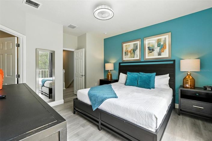 Image No.30-3 Bed Townhouse for sale