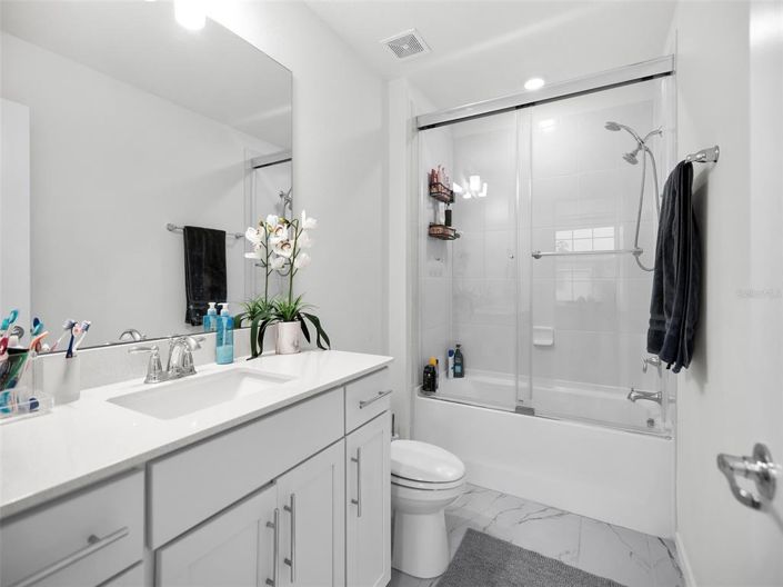 Image No.22-5 Bed Property for sale