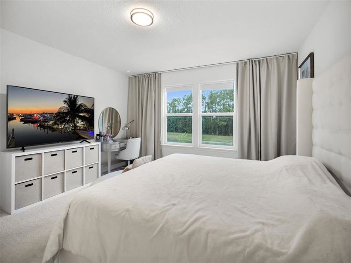 Image No.28-5 Bed Property for sale