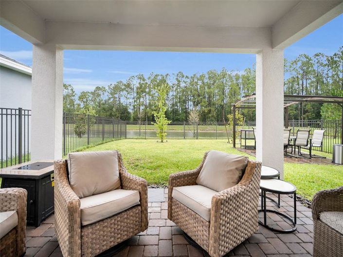 Image No.46-5 Bed Property for sale