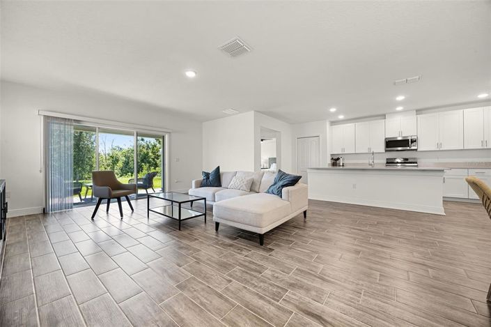 Image No.15-Propriété de 4 chambres à vendre à Davenport