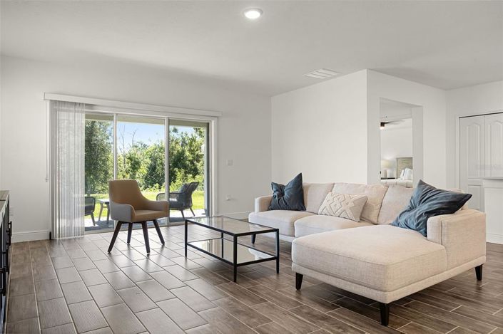 Image No.16-4 Bed Property for sale