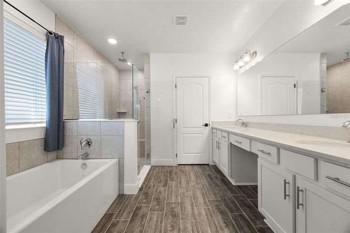 Image No.39-Propriété de 4 chambres à vendre à Davenport