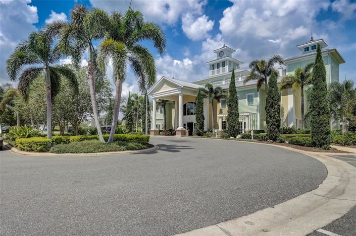 Image No.50-5 Bed Property for sale