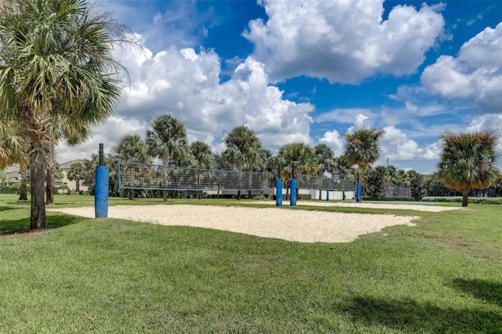 Image No.56-5 Bed Property for sale