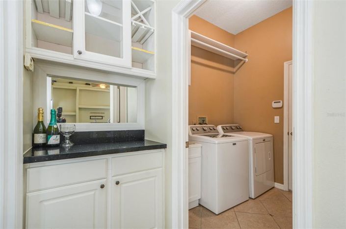 Image No.20-4 Bed Property for sale