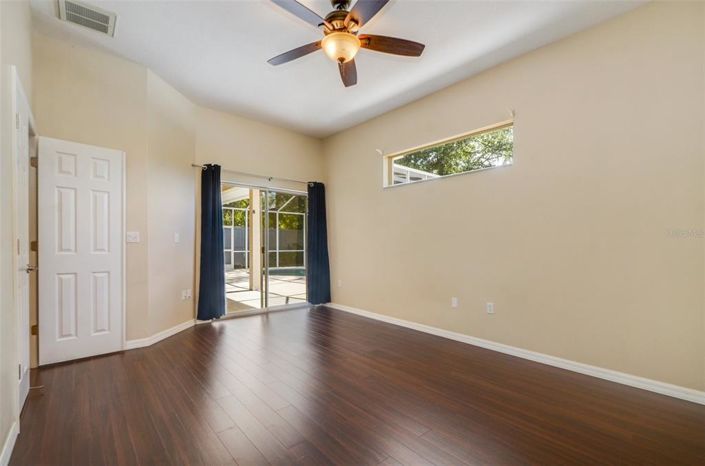 Image No.22-4 Bed Property for sale