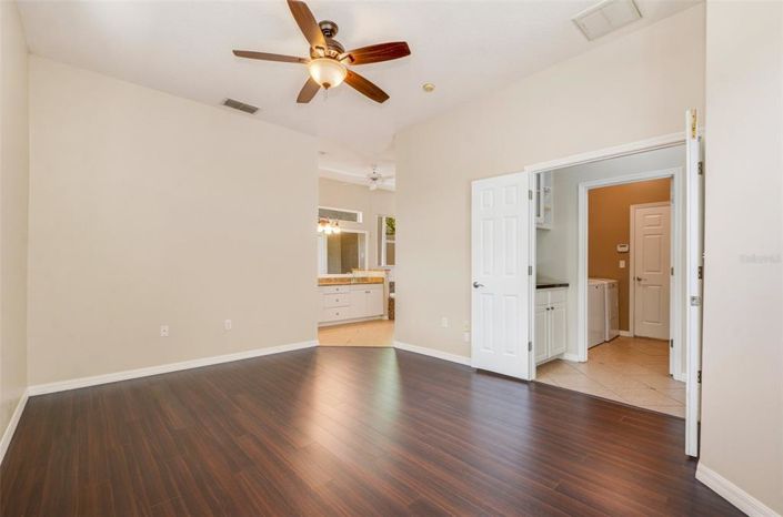 Image No.23-4 Bed Property for sale