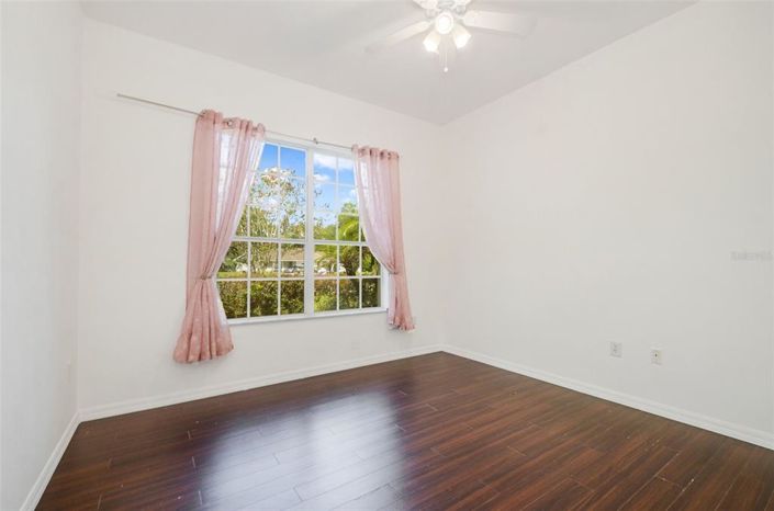 Image No.29-4 Bed Property for sale