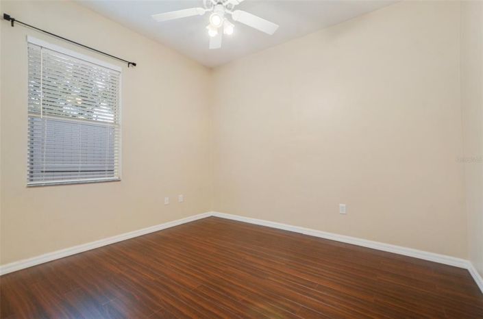 Image No.32-4 Bed Property for sale