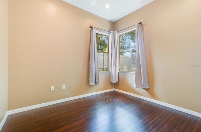 Image No.35-4 Bed Property for sale