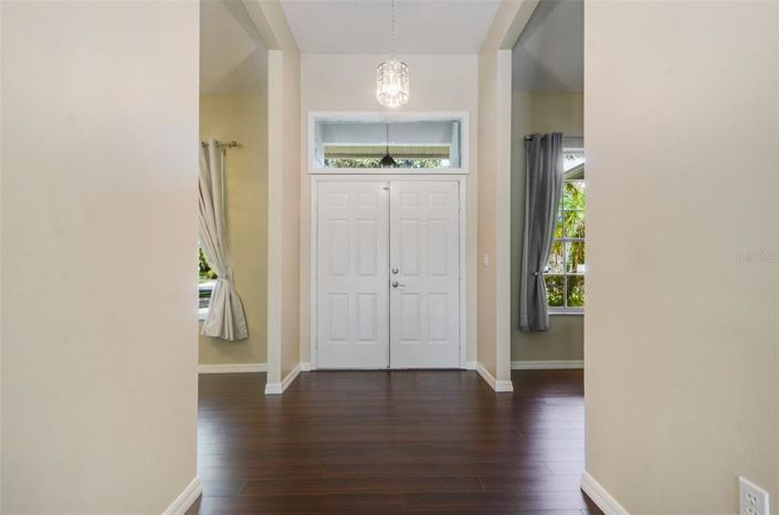 Image No.5-4 Bed Property for sale