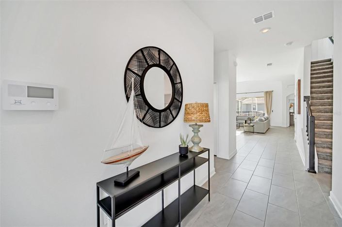 Image No.2-5 Bed Property for sale