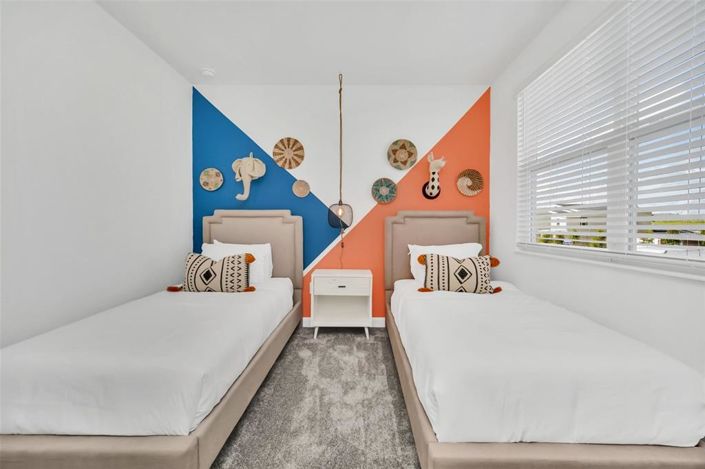 Image No.25-5 Bed Property for sale