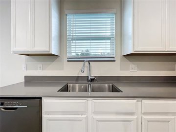 fa005713