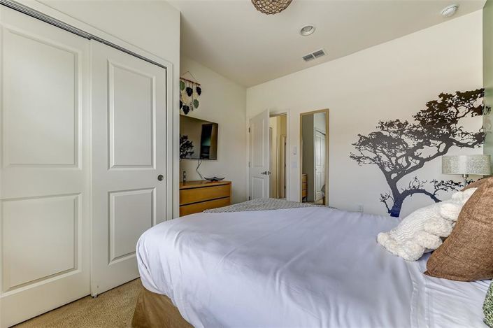 Image No.39-3 Bed Townhouse for sale