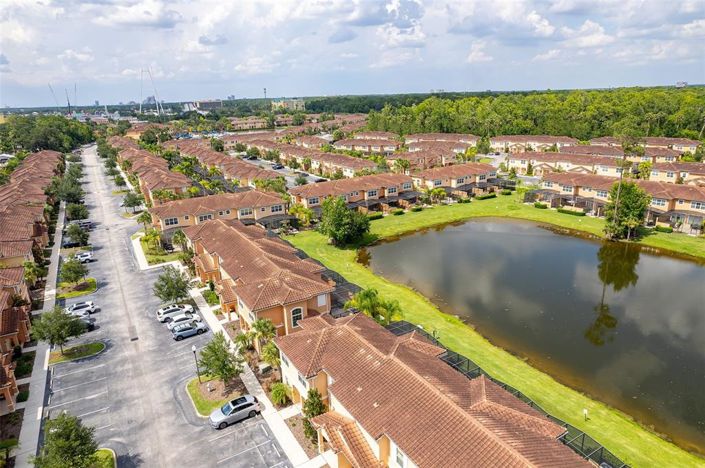 Image No.64-3 Bed Townhouse for sale