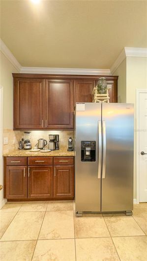 Image No.11-5 Bed Property for sale