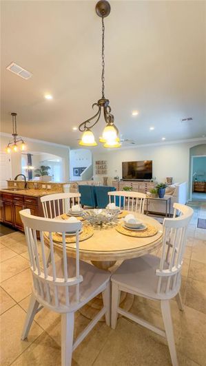 Image No.13-5 Bed Property for sale