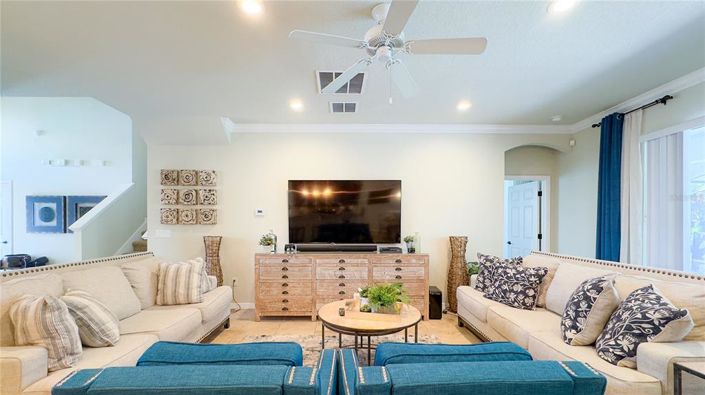 Image No.17-5 Bed Property for sale