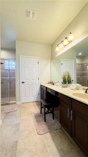 Image No.39-5 Bed Property for sale